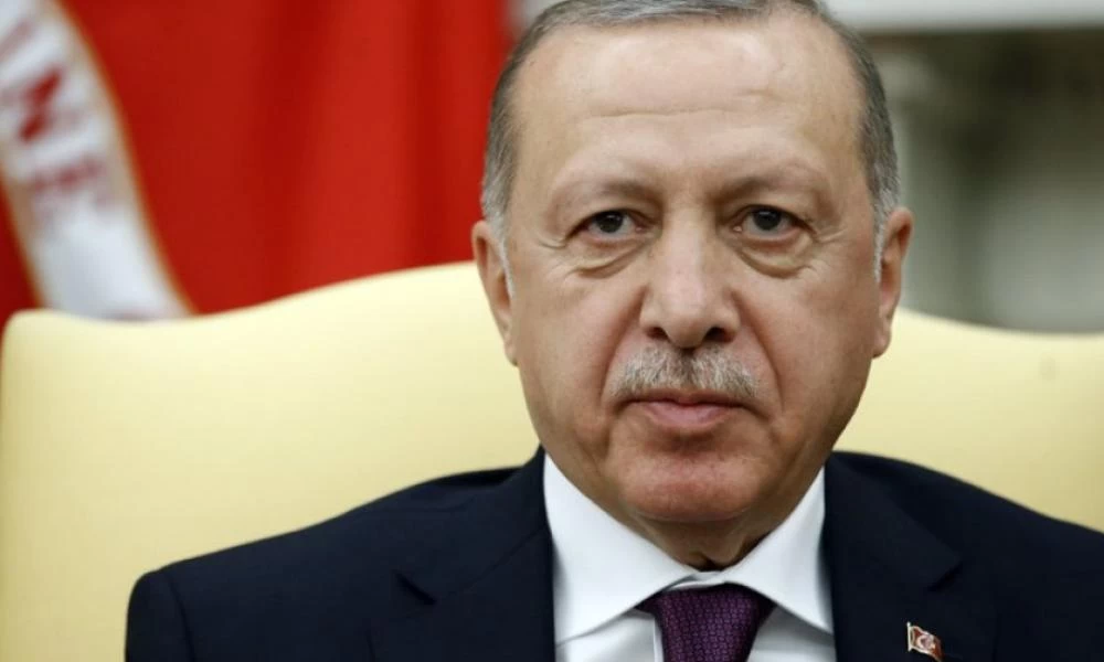 Ο Ερντογάν απειλεί με κυρώσεις τα τουρκικά ΜΜΕ αν δημοσιεύουν περιεχόμενο αντίθετο με την πολιτική του